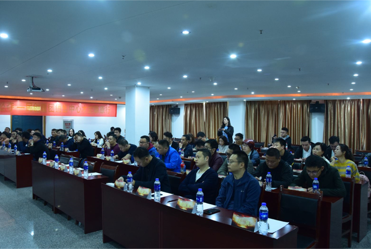 100人-木蘭草原-民創(chuàng)集團 副本.jpg